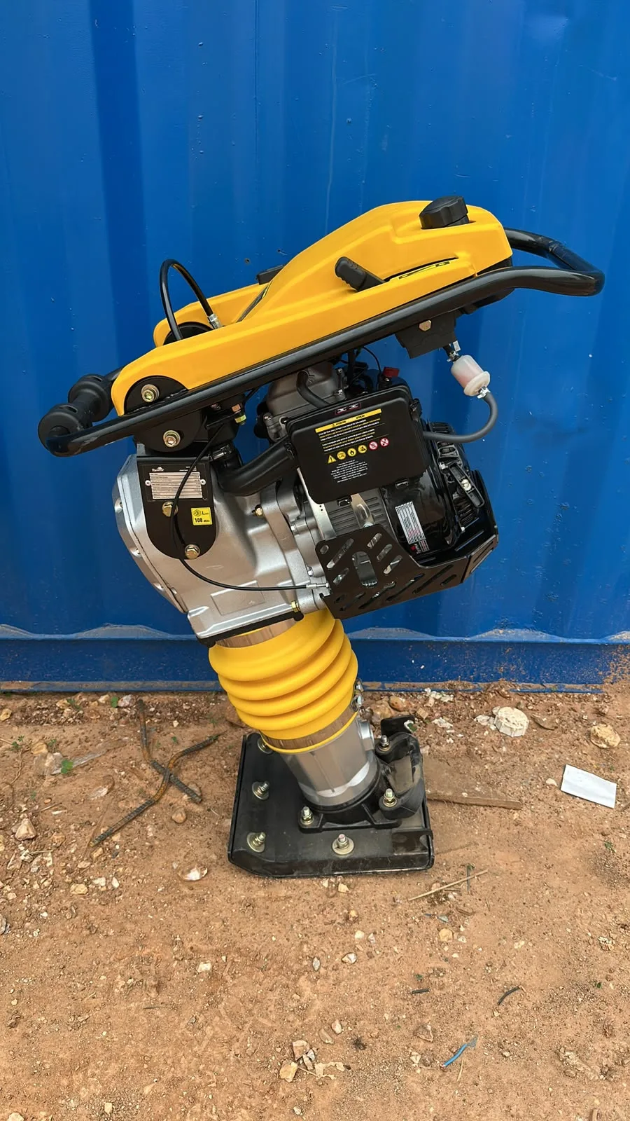 Locação de Compactador de Solo Sapo em Cuiabá e Várzea Grande — Mega Locações